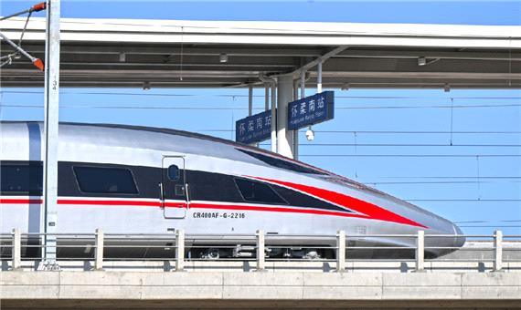 قطار جدید چین برای حمل مسافر در دمای 40 درجه زیر صفر