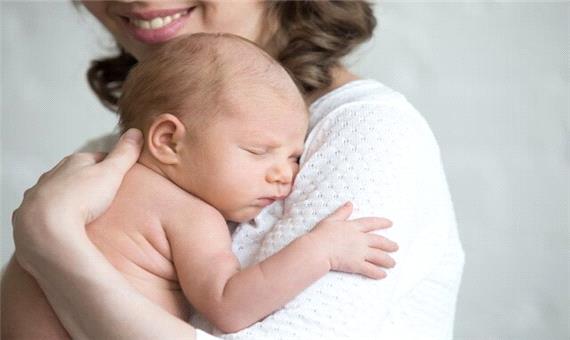 آغوش والدین معجونی برای آرامش نوزادان