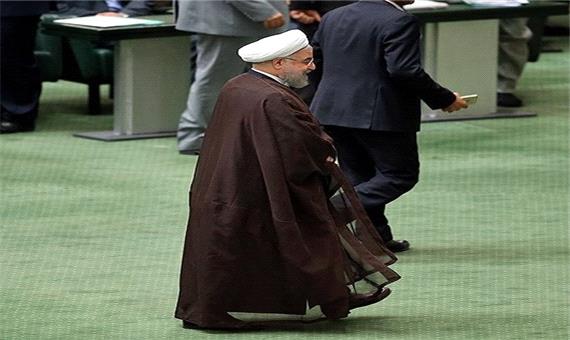 روحانی: دست دوستی به سمت مجلس دراز می کنیم