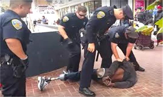 صحنه‌هایی دلخراش از برخورد پلیس آمریکا با مرد سیاهپوست