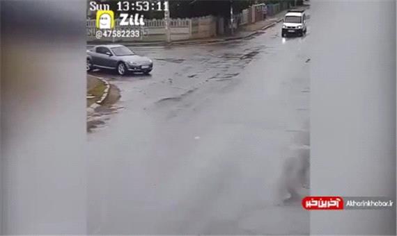 تصادف مرگبار در روز بارانی