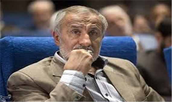 نادران تهدید به استعفا کرد