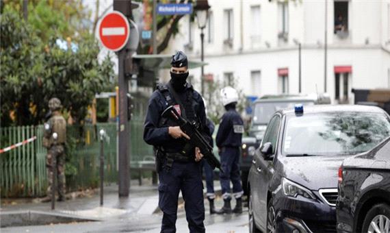 حمله با سلاح سرد به پلیس در «پاریس»