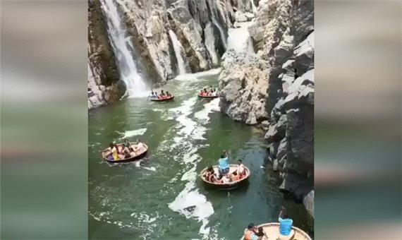 آبشاری شگفت‌انگیز و دیدنی در هند