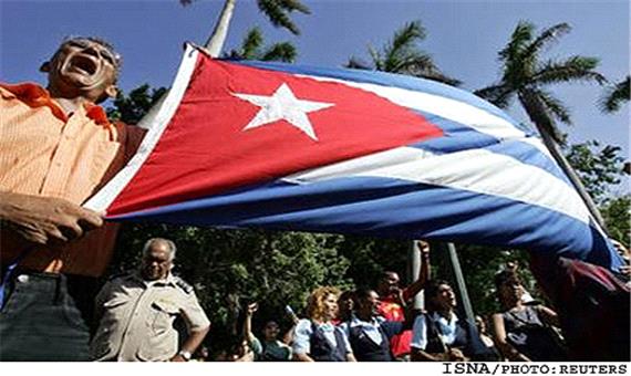 حمله حامیان لباس‌شخصی دولت کوبا به معترضان در هاوانا