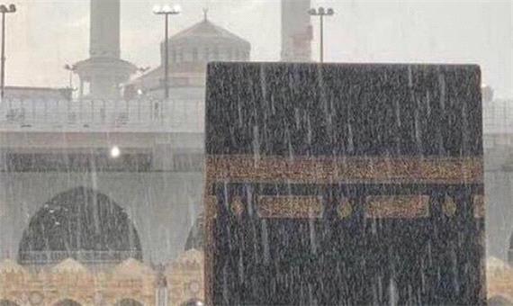 ویدئویی جالب از بارش شدید باران در مکه مکرمه