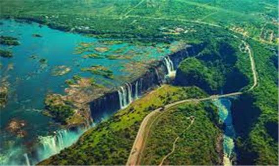 آبشار و طبیعت شگفت ‌انگیز آفریقا!