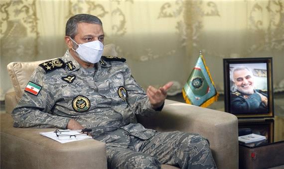 امیر موسوی: ارتش در عرصه پهپادها به یک قدرت کم نظیر تبدیل شده است