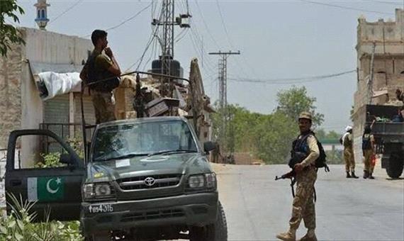 حمله مسلحانه به خودروی نظامی در پاکستان
