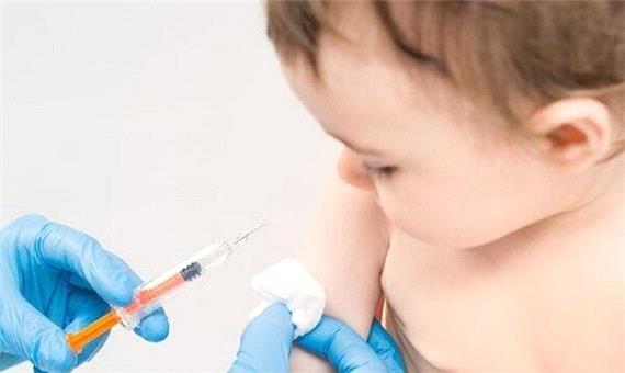 واکسیناسیون بچه ها و هنر کادر درمان
