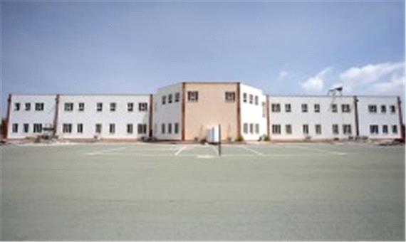افزایش ظرفیت فضاهای آموزشی مدرسه شهید فکوری پایگاه هوایی کیش