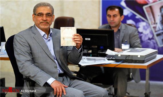 یک وزیر دیگر احمدی‌نژاد اعلام کاندیداتوری کرد
