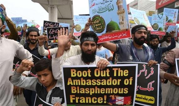 پارلمان پاکستان درباره اخراج سفیر فرانسه رای‌گیری می‌کند