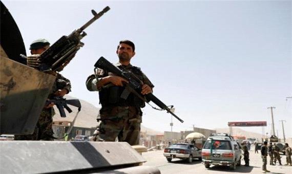 مراکز امنیتی جنوب شهر غزنی به دست طالبان افتاد
