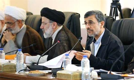 کنایه مهاجری به رئیسی؛ نکند رئیس‌جمهور احمدی‌نژاد است؟