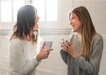 رد پای یک پیشداوری در مغز/ چرا با بعضی افراد راحتتر معاشرت میکنیم؟