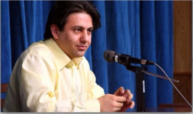 "تا نیمه‌های شب کجای تاریکی پرسه میزنی"؛ دکلمه خوانی زیبایی از افشین یداللهی