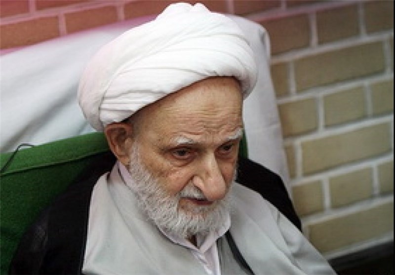 در محضر بزرگان/ ماجرای تذکر جالب عالمی به فرزندش برای نماز