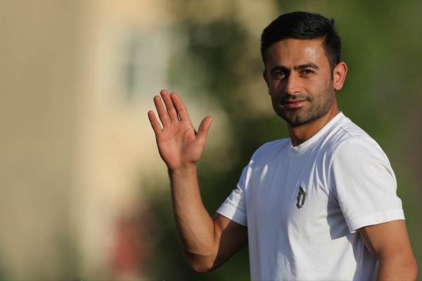 فرمانده به استقلال برمی‌گردد؟