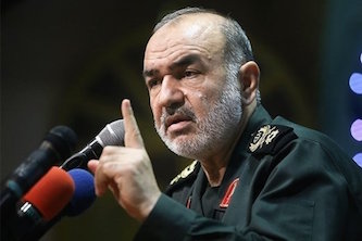 درورد فرمانده سپاه بر ذهن آزاد مردم ایران