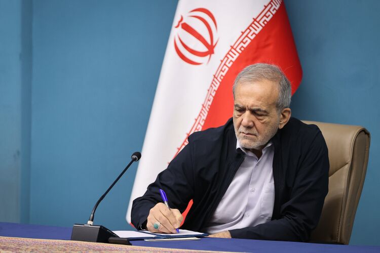 پیام رئیس‌جمهور در پی تاریخ‌سازی کشتی فرنگی ایران