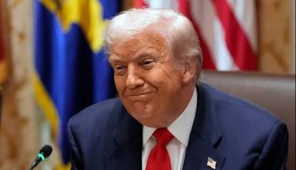 ترامپ نامزدی برای سومین دوره ریاست جمهوری در آمریکا را رد نکرد!