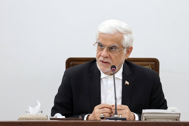 عارف: اگر دشمنان ذره‌ای عقل داشته باشند جسارت حمله جدید به ایران را پیدا نمی‌کنند