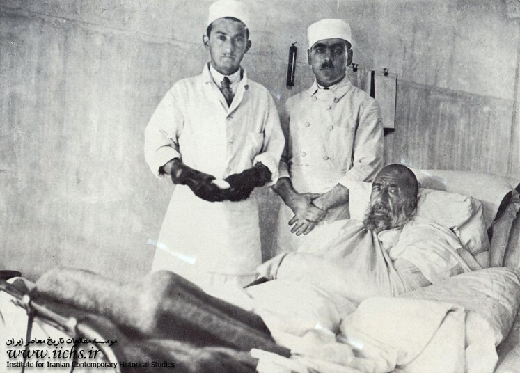 تقویم تاریخ/ ترور نافرجام آیت ‏اللَّه "سیدحسن مدرس" به دستور رضا خان