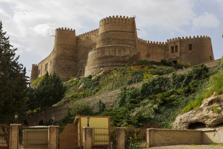 قلعه های تاریخی ایران ؛ هویت و تاریخ ایرانی