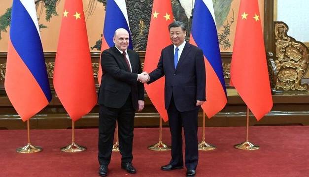 دیدار نخست‌وزیر روسیه با شی جین‌پینگ با تمرکز بر روابط