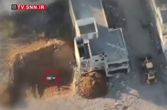 تصاویری از روند پیدا کردن اجساد اسرای صهیونیست توسط گردان‌های قسام