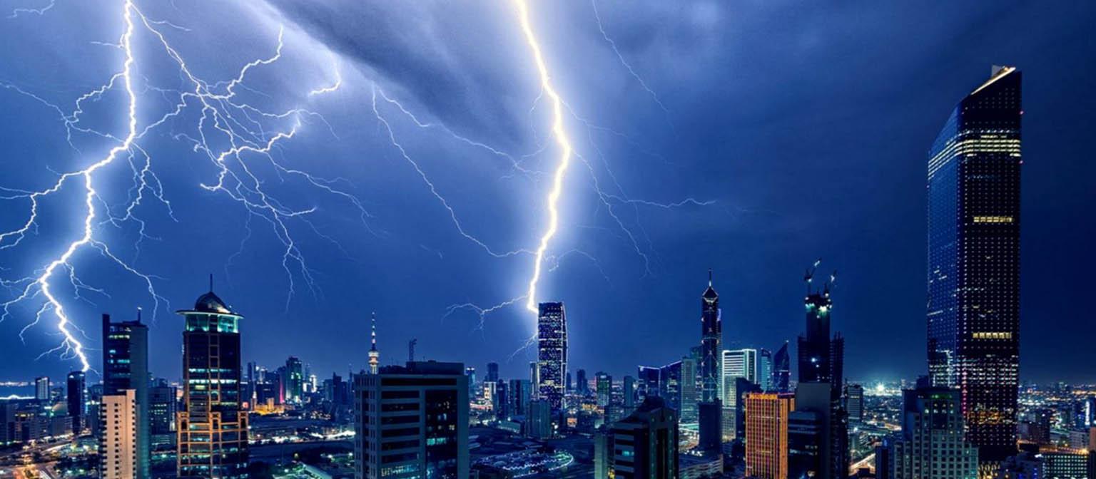 ترسنا‌ک‌ترین صاعقه‌های جهان از نزدیک