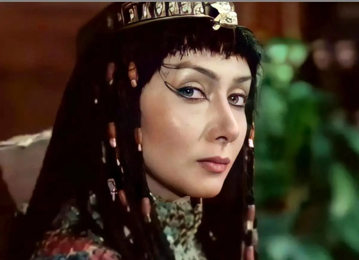 مهارت دیدنی ساخت چهره زلیخا با سیب !