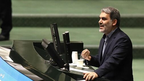 زنگنه: هیچ راهی جز رشد ۸ درصد اقتصادی برای برون رفت از مشکلات نداریم