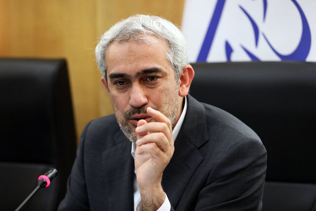 مدنی زاده: در فضای نه جنگ نه صلح نمی‌توانیم انتظار داشته باشیم سرمایه‌گذاران مثل گذشته در کشور سرمایه‌گذاری کنند