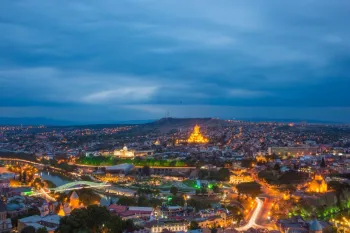 ۴گوشه دنیا/ خیابان روستاولی تفلیس؛ قلب فرهنگی گرجستان