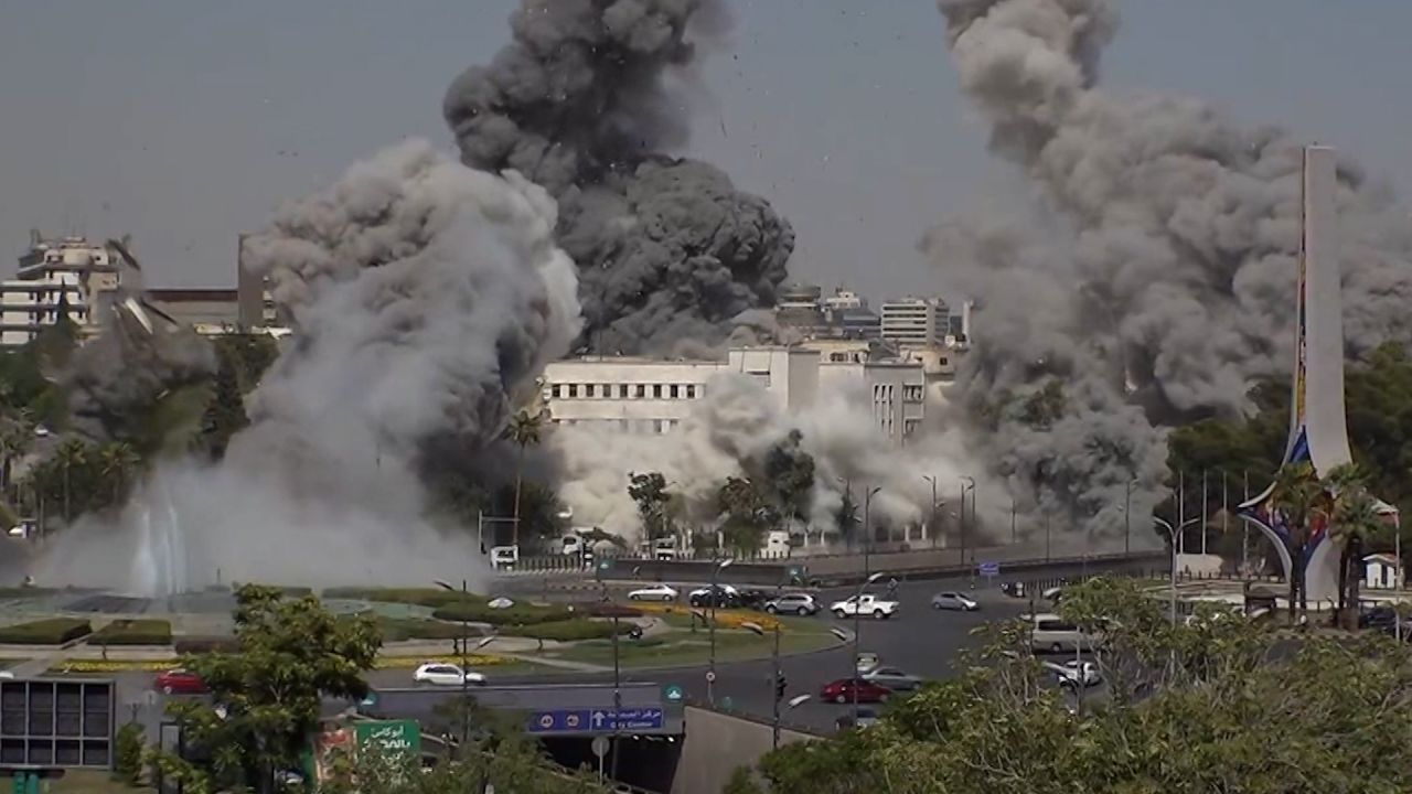 ایران پرسمان