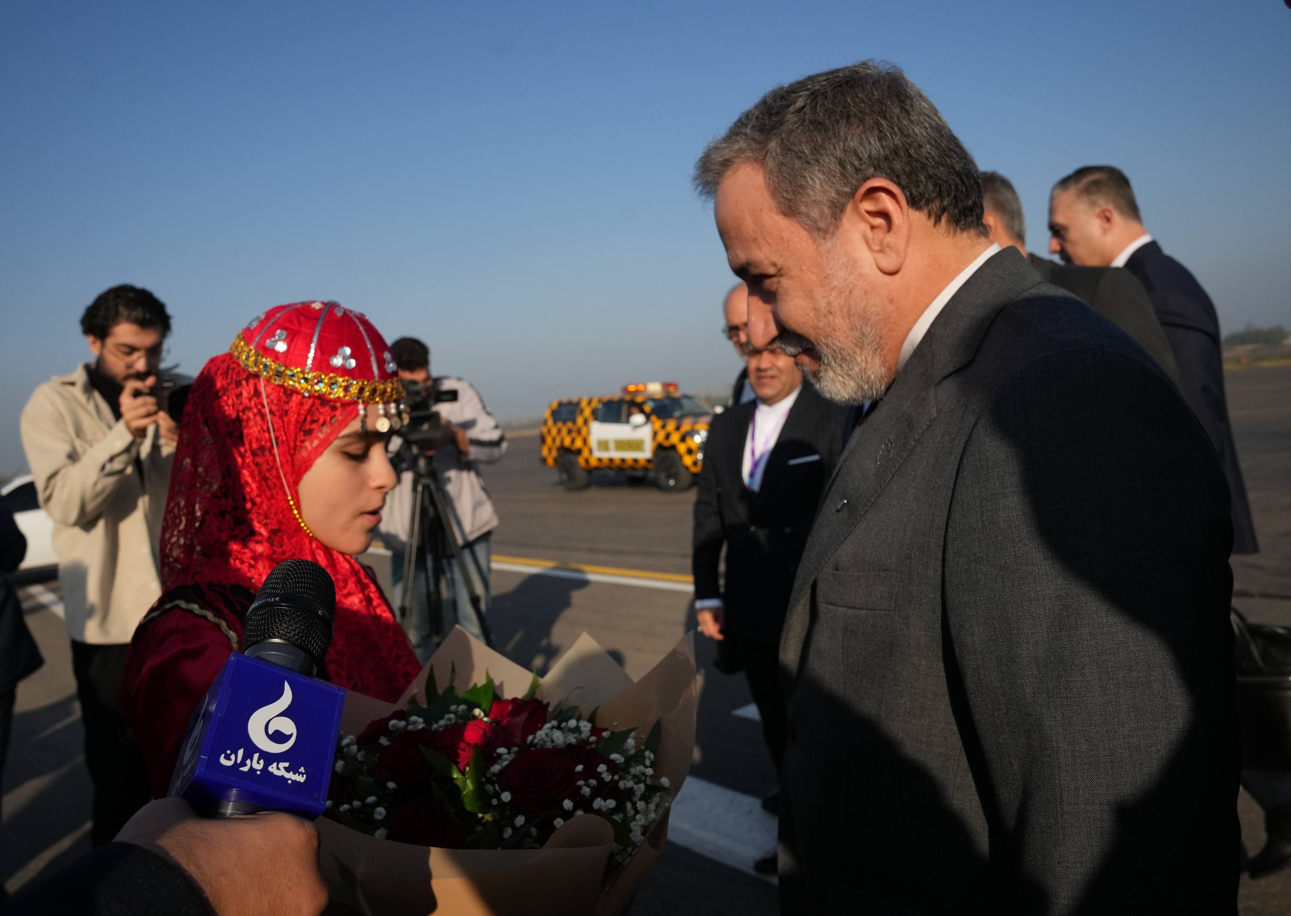 وزیر خارجه وارد گیلان شد