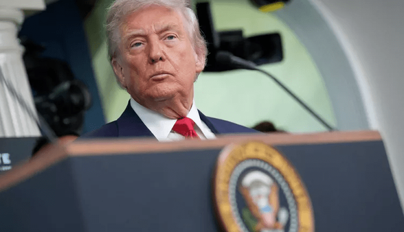 اعلام آمادگی ترامپ برای مذاکره با مادورو در بحبوحه تهدید نظامی