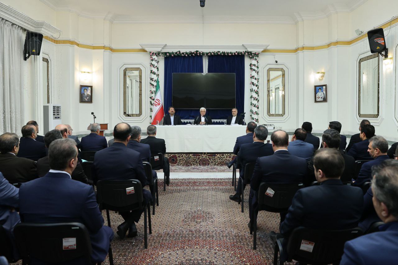 عارف: توسعه روابط چندجانبه با اتحادیه‌های منطقه‌ای یکی از اولویت‌های سیاست خارجی ایران است