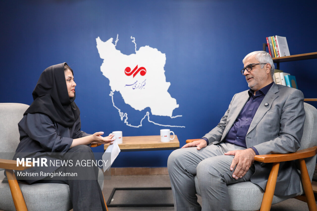 ایران پرسمان