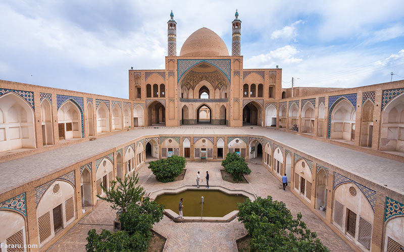 شهری که انگار از دل قصه های کهن سفر کرده به دنیا