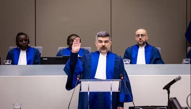 شمشیر از رو بسته آمریکا علیه قضات دادگاه لاهه