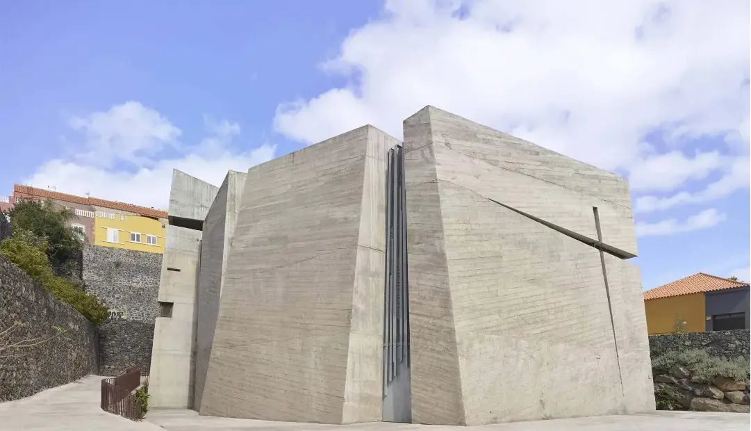 کلیسای نجات‌دهنده مقدس در تنریف، برنده جایزه ساختمان سال جهان 2025 شد