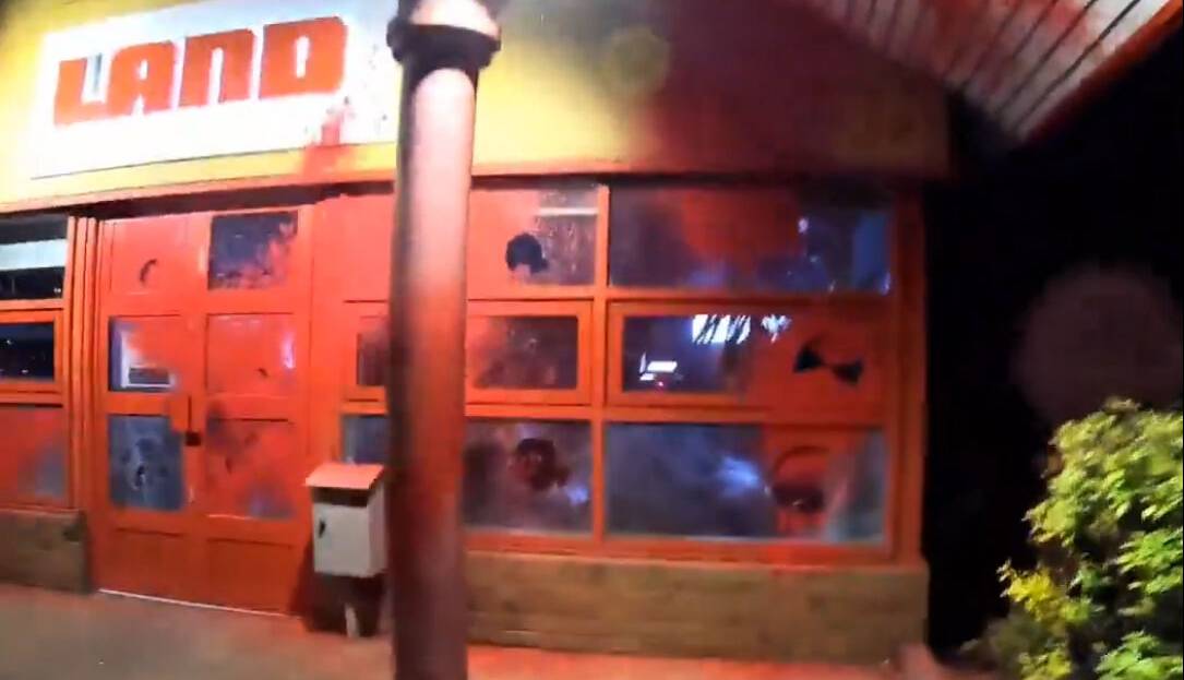 کارخانه تولید قطعات جنگنده برای رژیم صهیونیستی، هدف حمله فعالان انگلیسی قرار گرفت