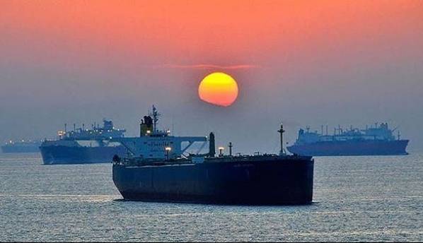 بلومبرگ: تقاضای خرید نفت ایران توسط چین کاهش یافت