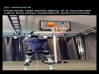 بکستبال بازی کردن ربات انسان‌نمای چینی