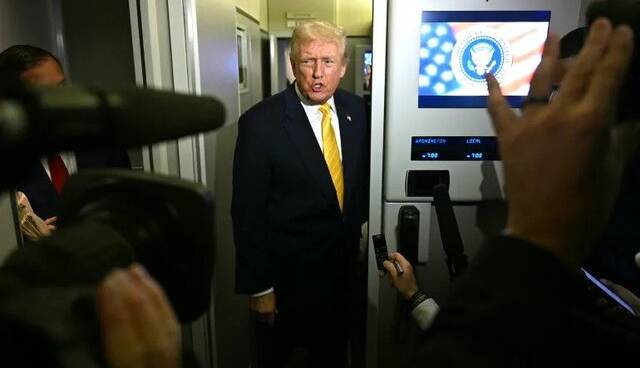 ترامپ: بخشی از اراضی اوکراین احتمالا در نهایت به دست روسیه می‌افتد