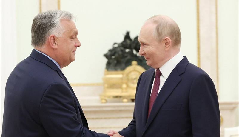 انتقاد مرتس از اوربان به‌دلیل دیدار با پوتین بدون تأیید اتحادیه اروپا