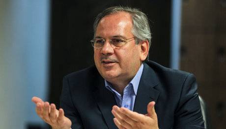 اشرافیت فقر نچشیده چگونه می‌تواند خدمتگزار باشد آقای سریع‌القلم؟